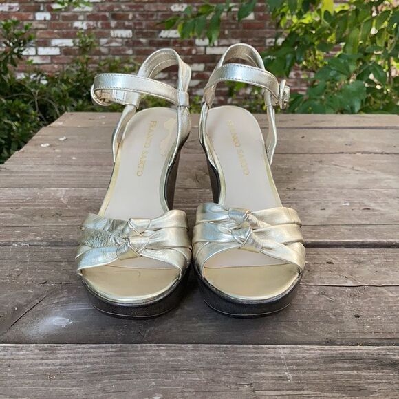 Franco Sarto Wedge Heel Gold Bow Front - Picture 2 of 9